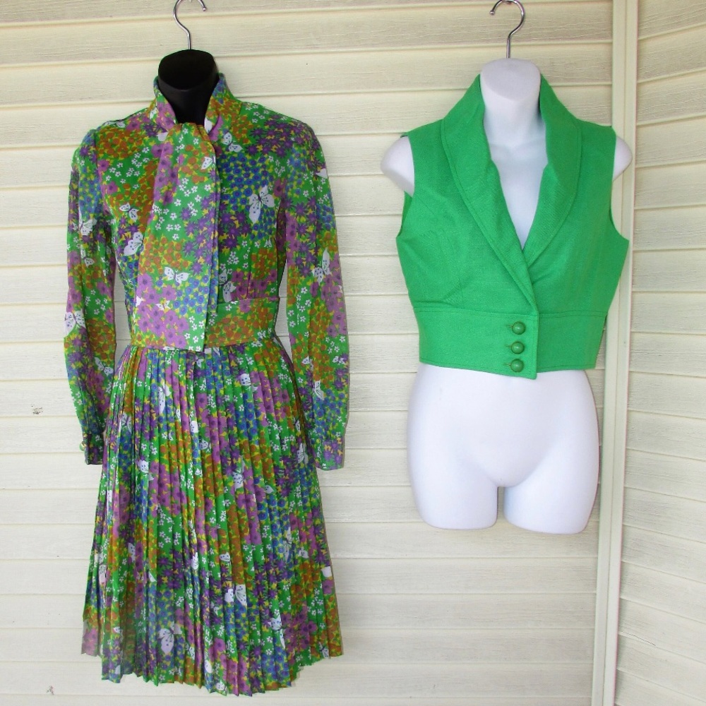 Vintage floral mod dress with vest small